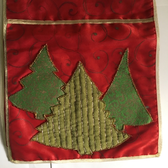 Pier 1 imports Christmas table runner. - Picture 3 of 15